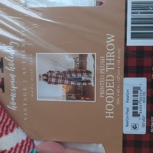 Adult plush hooded sherpa throw